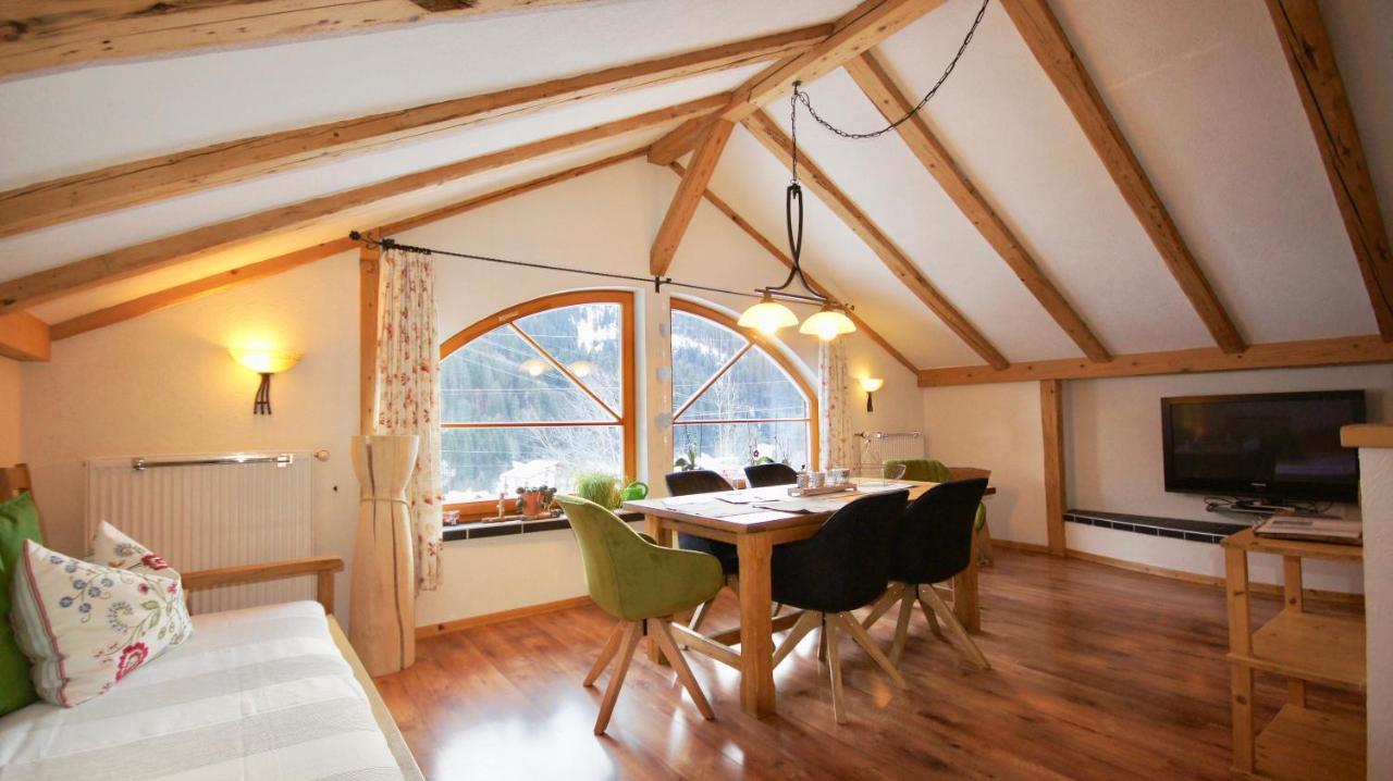 Haus Aelpele Apartment Klosterle am Arlberg ภายนอก รูปภาพ