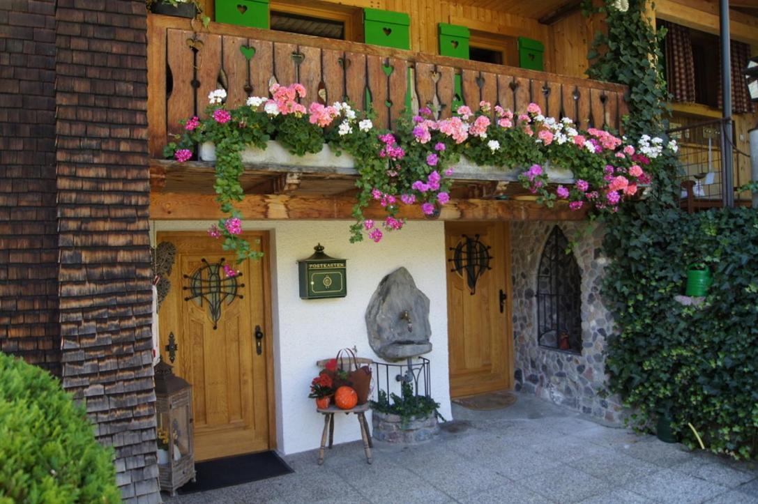 Haus Aelpele Apartment Klosterle am Arlberg ภายนอก รูปภาพ
